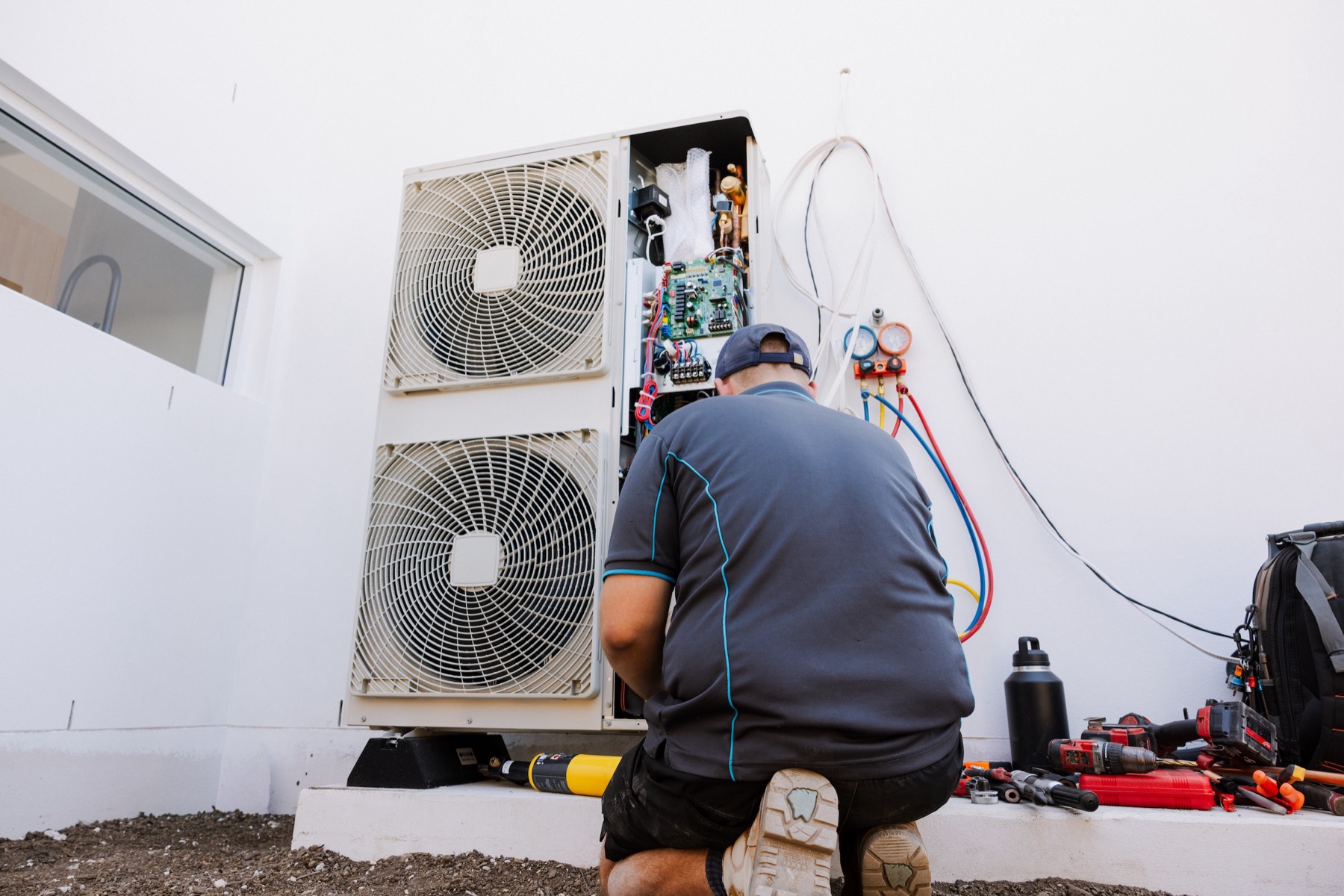 Outdoor unit electrical wiring connections